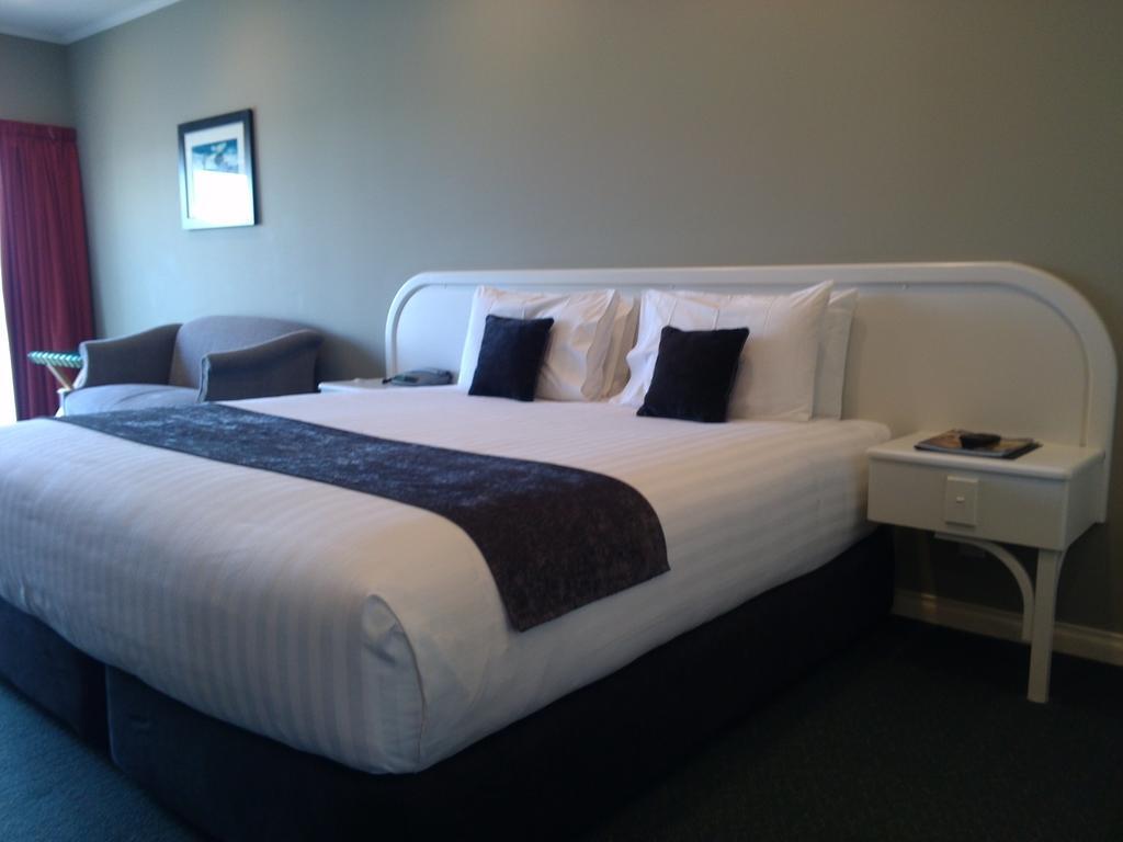 Cornwall Motor Lodge Palmerston North Dış mekan fotoğraf