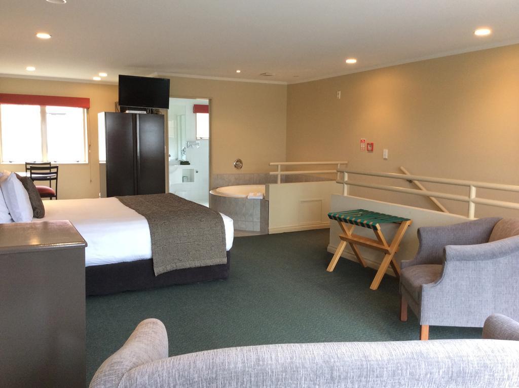 Cornwall Motor Lodge Palmerston North Dış mekan fotoğraf