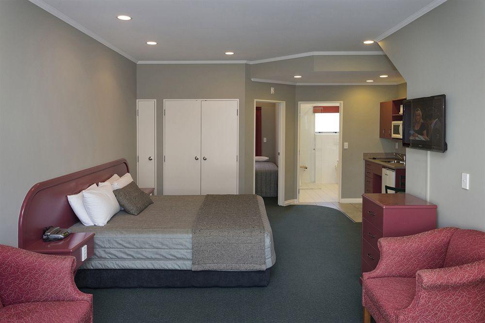 Cornwall Motor Lodge Palmerston North Dış mekan fotoğraf