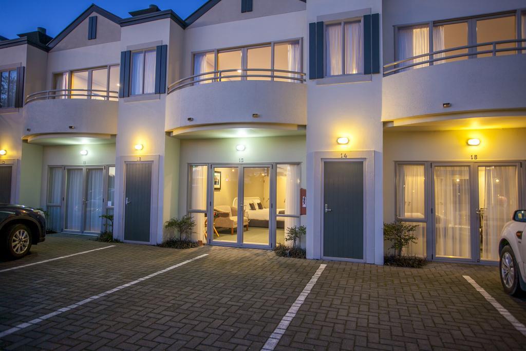 Cornwall Motor Lodge Palmerston North Dış mekan fotoğraf