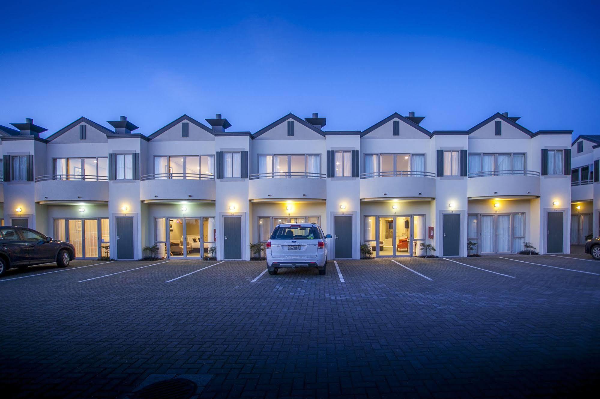 Cornwall Motor Lodge Palmerston North Dış mekan fotoğraf