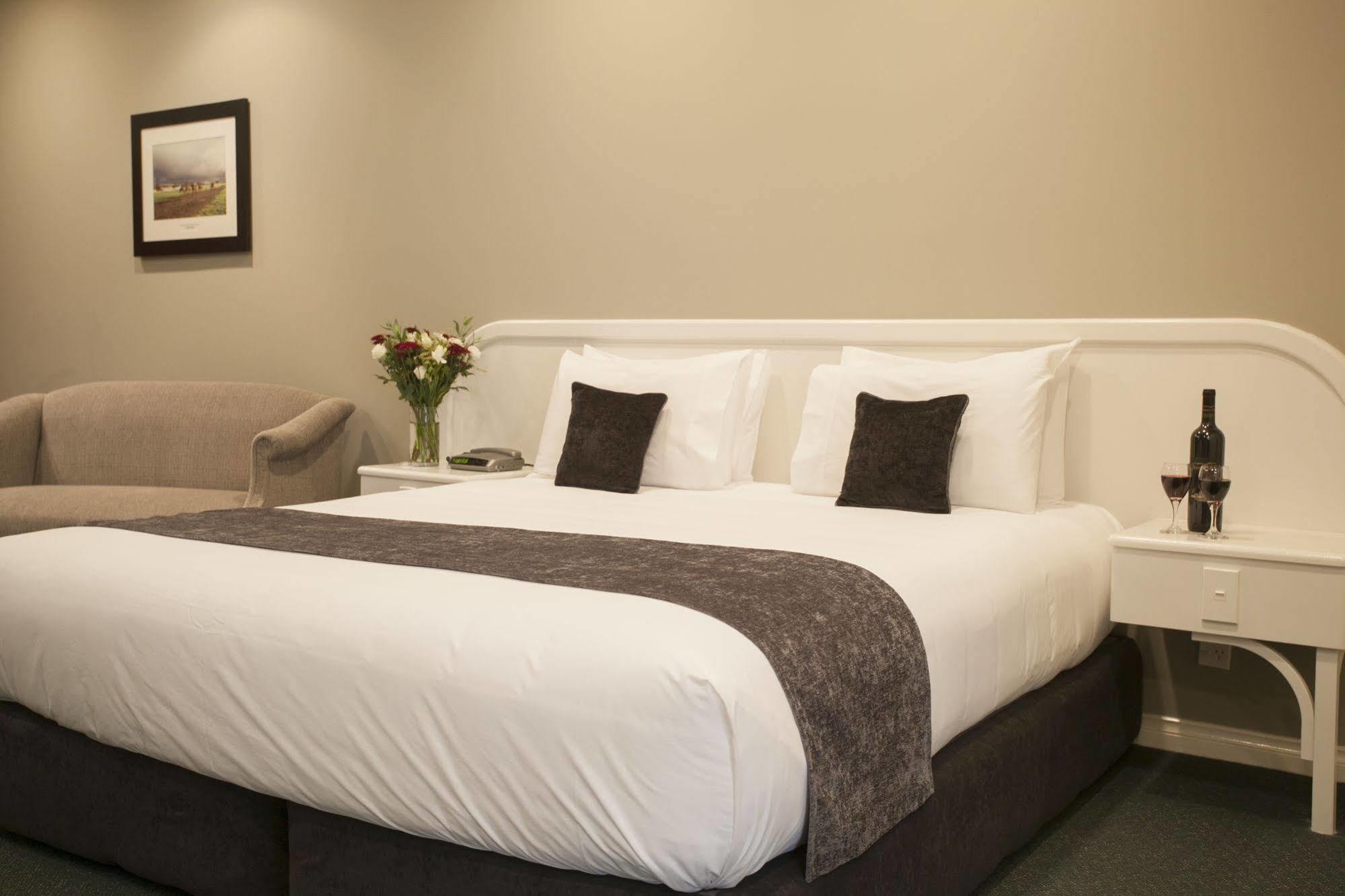 Cornwall Motor Lodge Palmerston North Dış mekan fotoğraf