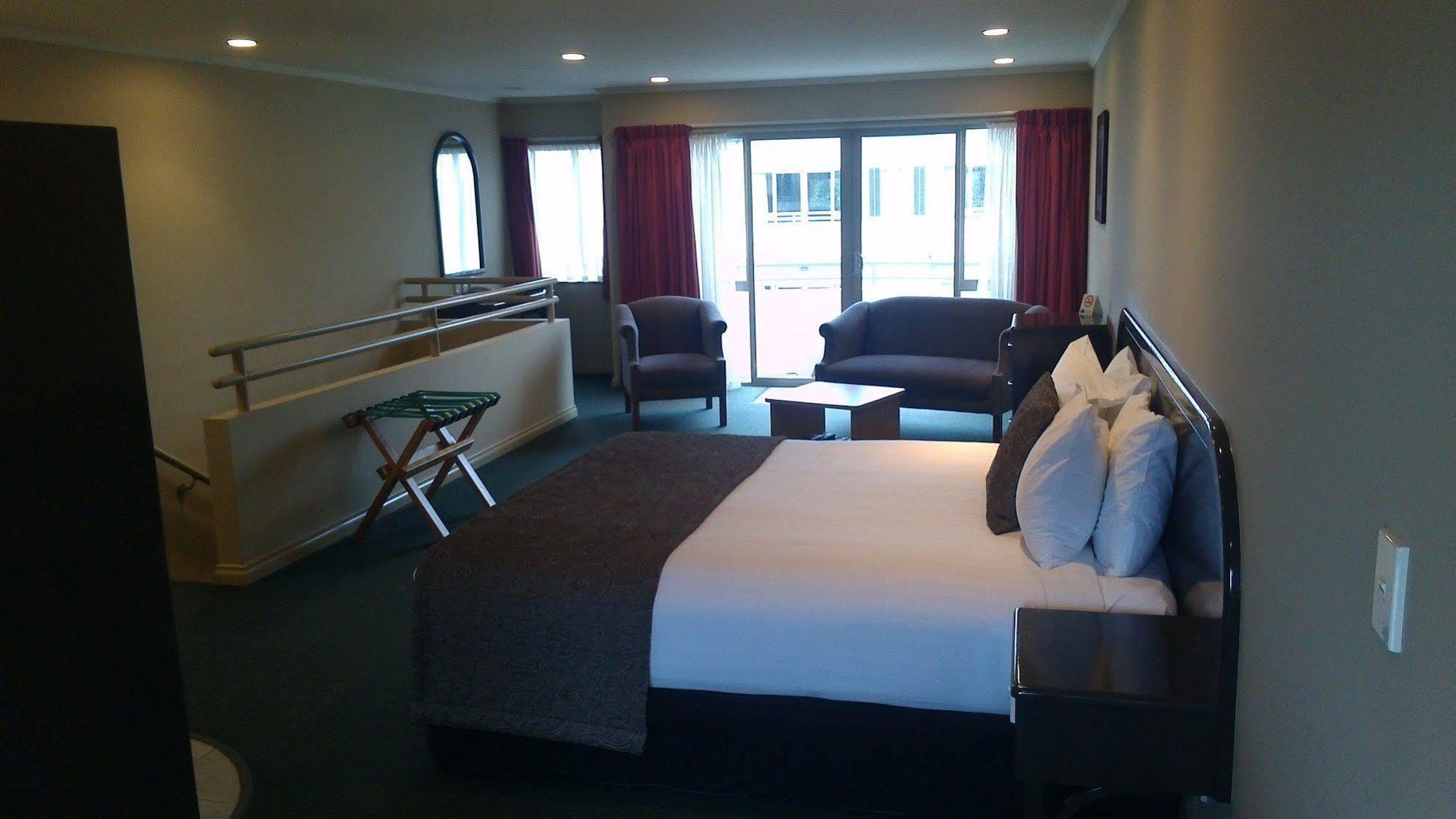 Cornwall Motor Lodge Palmerston North Dış mekan fotoğraf