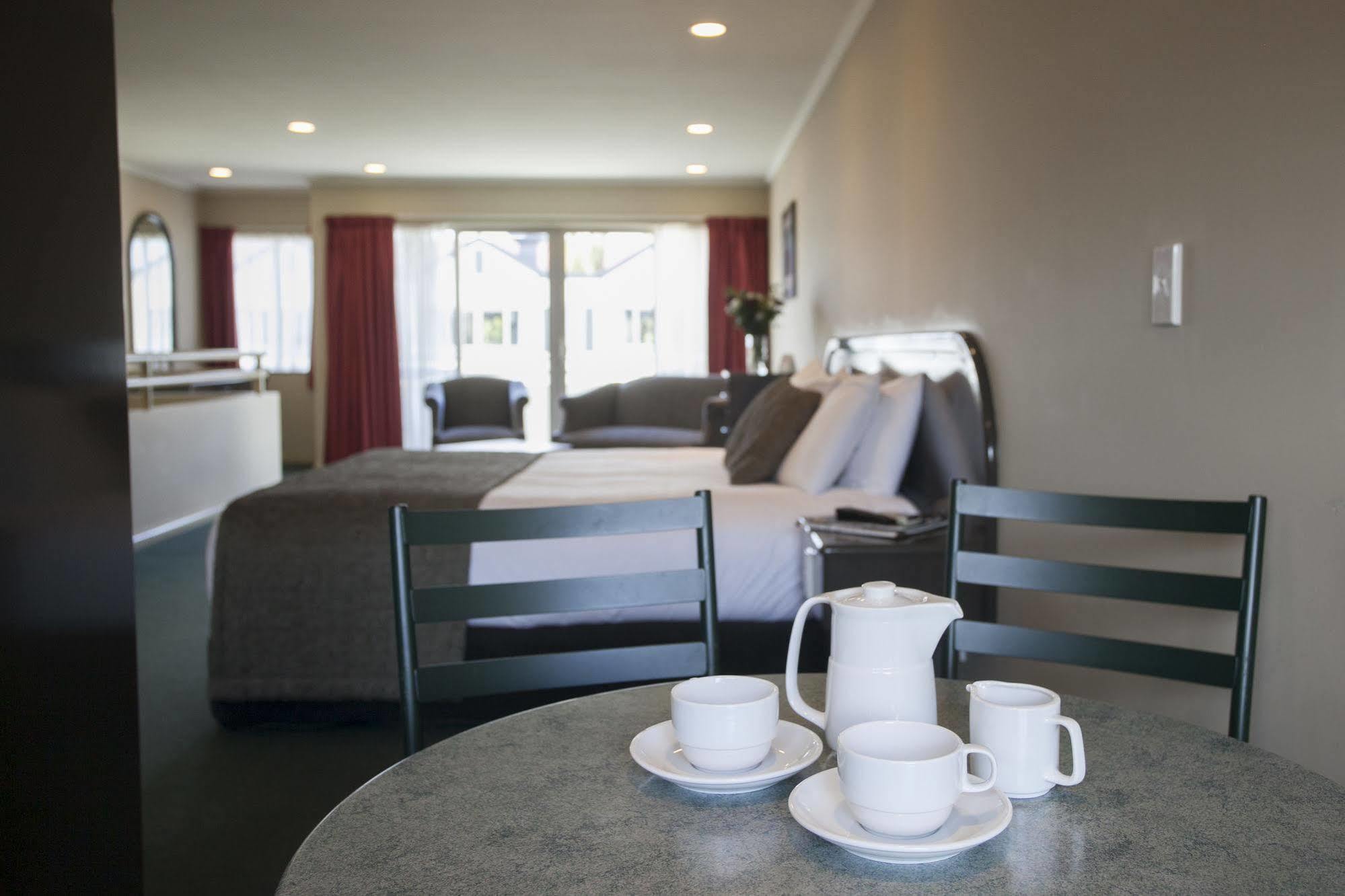 Cornwall Motor Lodge Palmerston North Dış mekan fotoğraf